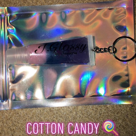 Lips gloss - Picture 5 of 6